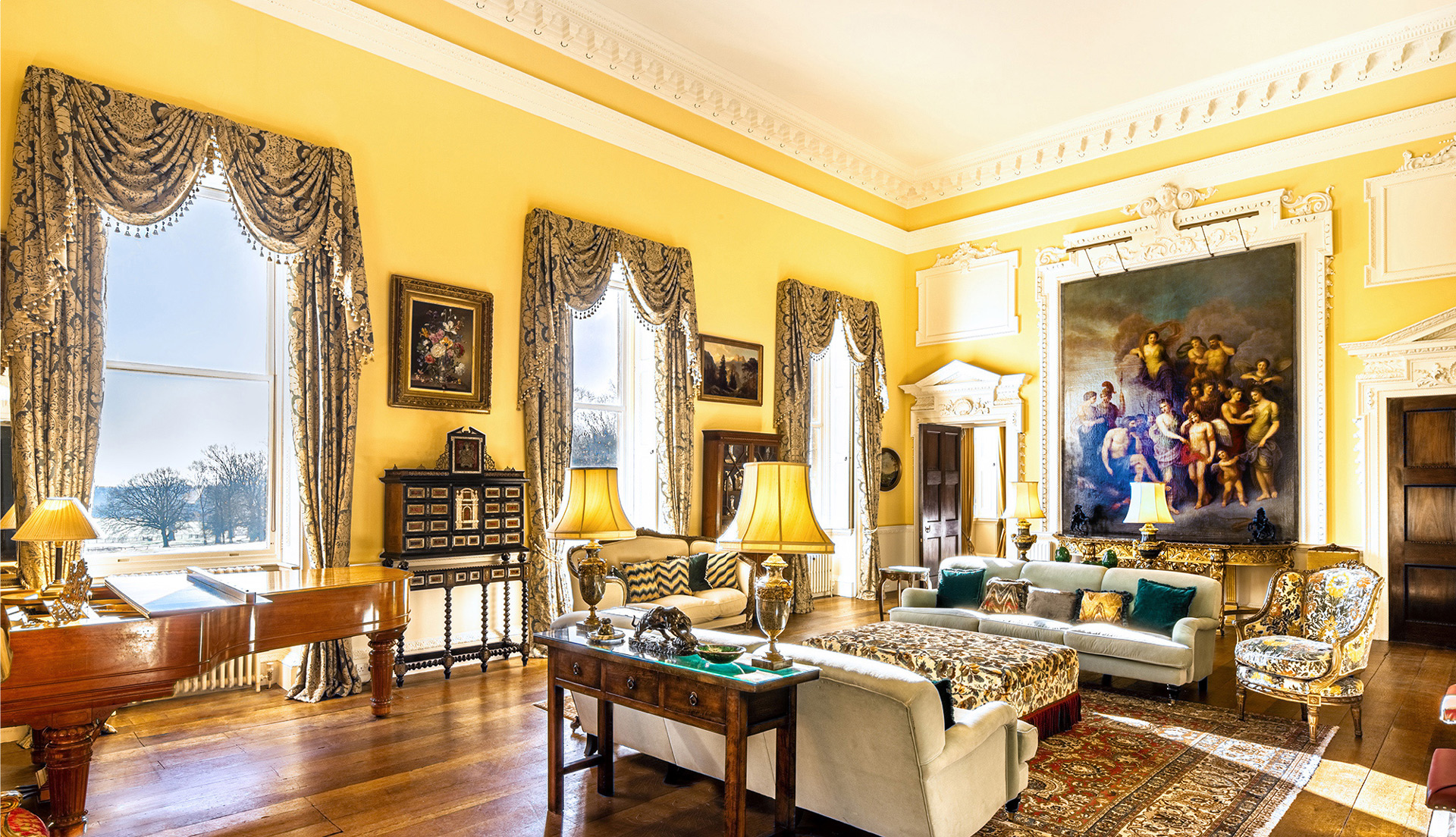 Stately home for exclusive private hire stay in Oxfordshire, England