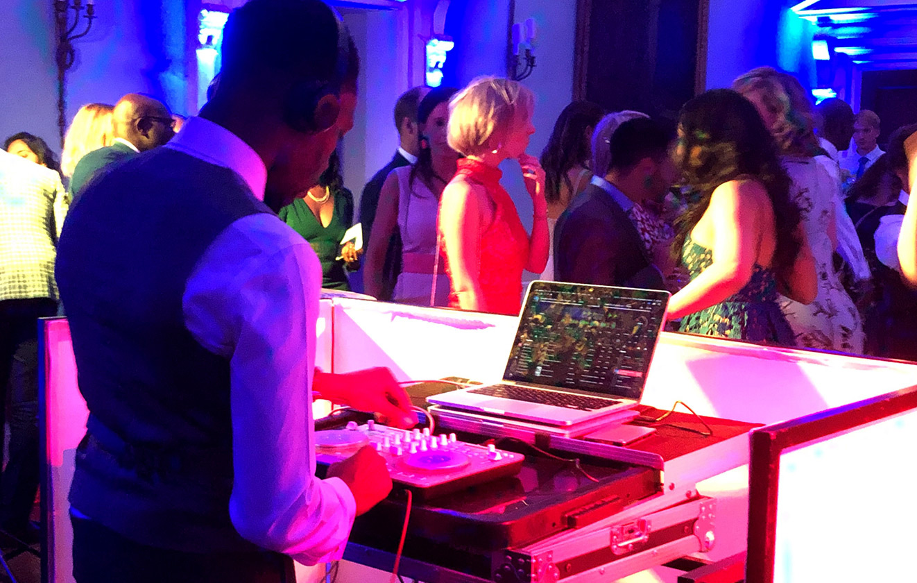 Stately home venue hire for wedding receptions in Oxfordshire